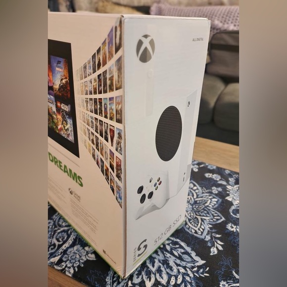 SOLD - Xbox Series S - Picture 5 of 5